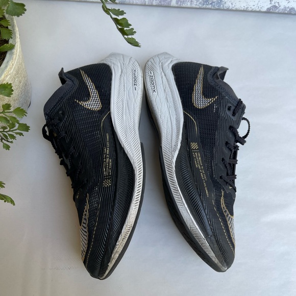 NIKE🔴Zoomx VAPORFLY Next% 2  Run women size 8 white/black/metallic gold $250 - Picture 6 of 14